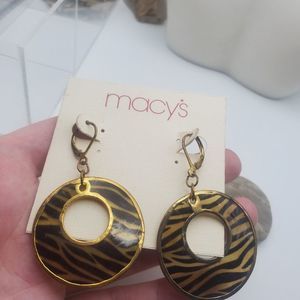 Macy' leopard‎ print hoop drop earrings nwt new